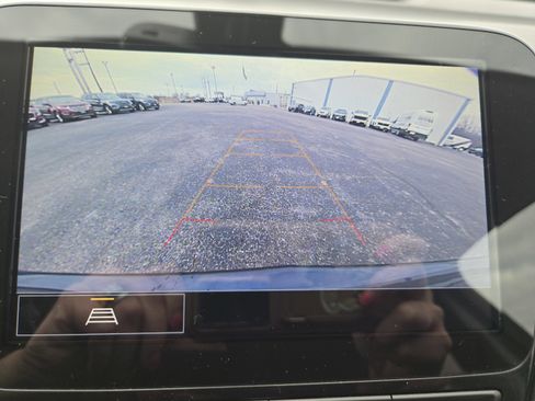 Used 2022 Chevrolet Equinox Premier image 16