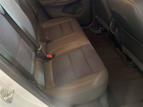 Used 2024 Buick Envista Preferred w/ Convenience I Package FWD image 33