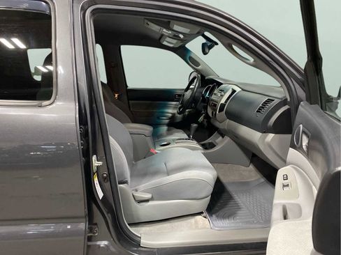 Used 2010 Toyota Tacoma 4x4 Double Cab image 29