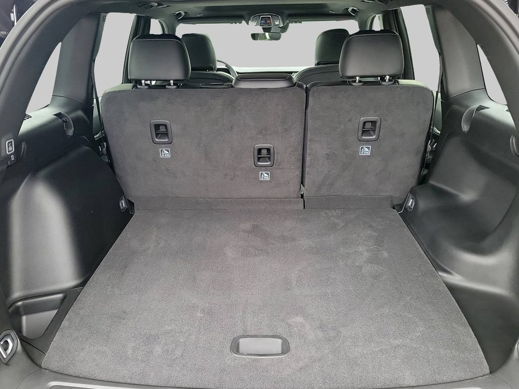 New 2026 Jeep Grand Cherokee Altitude RWD image 33