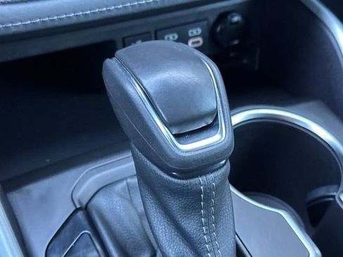 Used 2023 Toyota Highlander LE image 35