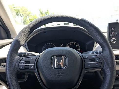 New 2026 Honda HR-V LX image 21