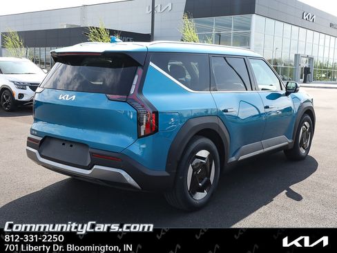 New 2026 Kia EV9 Wind AWD/4WD image 7