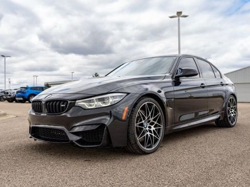 Used 2018 BMW M3 RWD image 3