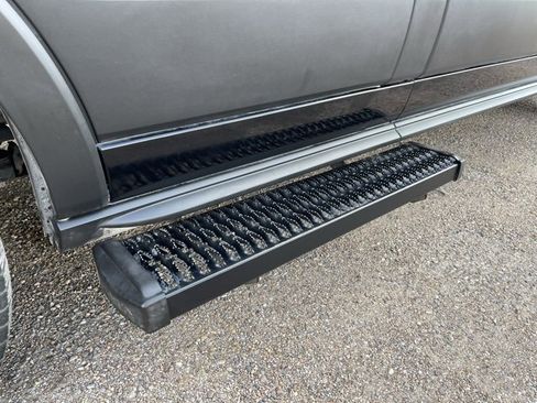 Used 2023 Ford Transit 350 XLT image 25