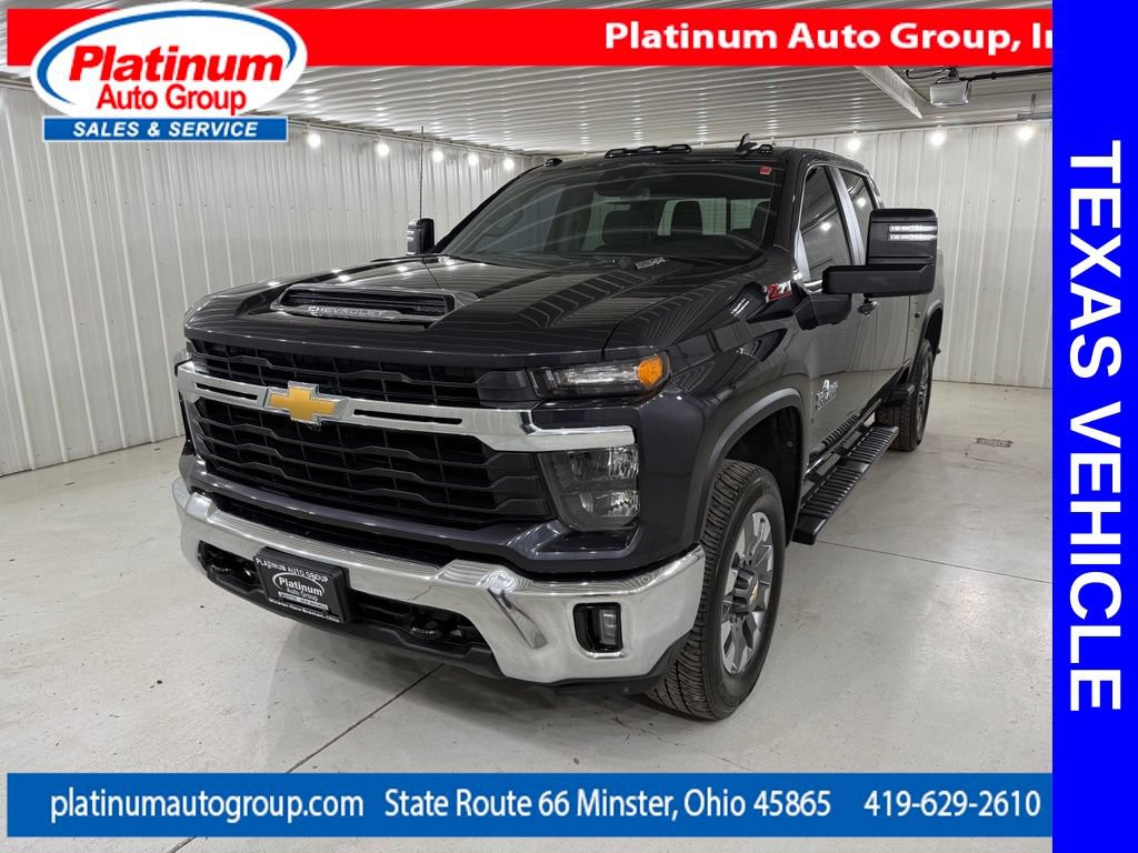 Used 2024 Chevrolet Silverado 2500 LT w/ Texas Edition AWD/4WD image 1
