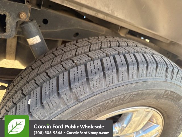 Used 2012 Ford F150 Lariat w/ Lariat Chrome Pkg AWD/4WD image 14