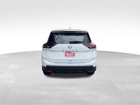 New 2026 Nissan Rogue SV image 3