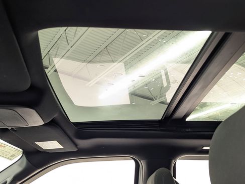 Used 2021 Ford F150 XLT w/ Equipment Group 302A High image 13