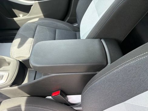 Used 2024 Chevrolet Trax LS FWD image 24