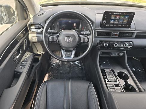 Used 2024 Honda Pilot Elite image 15