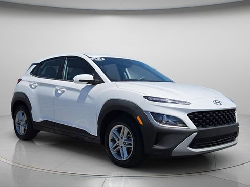 Used 2023 Hyundai Kona SE FWD image 8