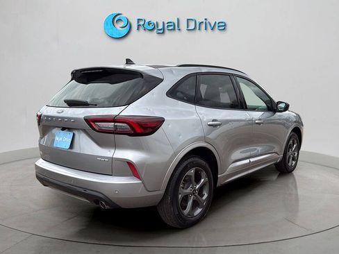 Used 2024 Ford Escape ST-Line w/ Tech Pack #1 AWD/4WD image 6