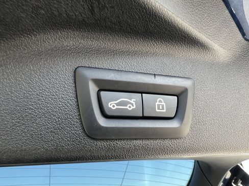 Used 2023 BMW X5 M50i w/ Executive Package image 38