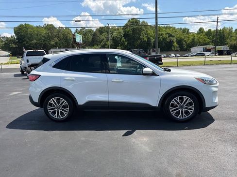 Used 2022 Ford Escape SEL FWD image 4