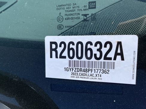 Certified 2023 Cadillac XT4 Premium Luxury image 9