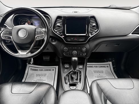 Used 2020 Jeep Cherokee Limited AWD/4WD image 17
