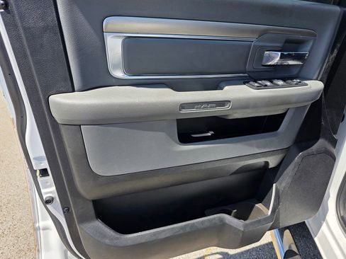 Used 2014 RAM 1500 Big Horn image 13