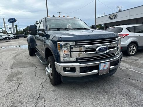Used 2019 Ford F350 Lariat w/ Lariat Ultimate Package AWD/4WD image 6