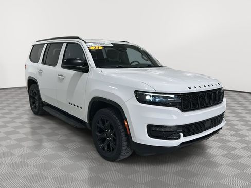 Used 2024 Jeep Wagoneer Series II image 4