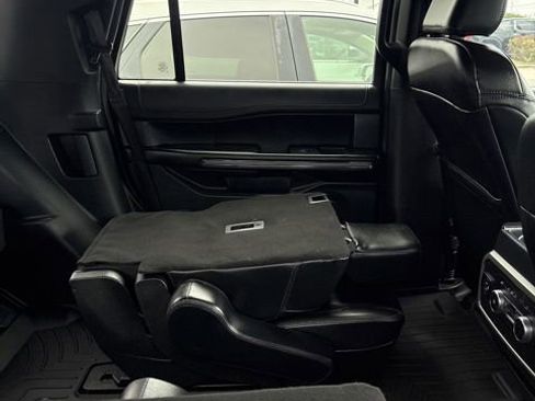 Used 2021 Ford Expedition XLT RWD image 14