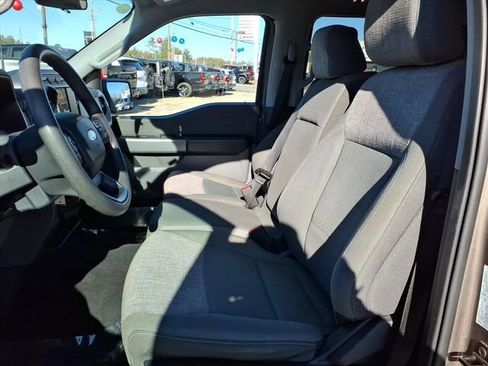 Used 2023 Ford F150 XLT image 8