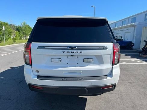 Used 2022 Chevrolet Tahoe Z71 w/ Luxury Package AWD/4WD image 4