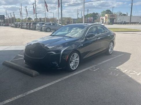 Used 2021 Cadillac CT4 Premium Luxury image 2