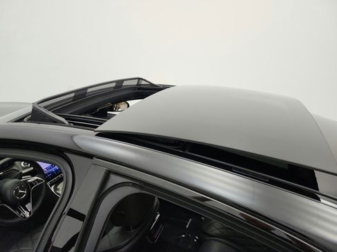 Certified 2023 Mercedes-Benz S 580 4MATIC Sedan image 11