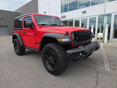 Used 2025 Jeep Wrangler Sport AWD/4WD image 30