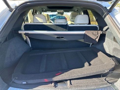 Used 2024 Genesis Electrified GV70 Advanced image 9