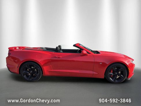 Used 2023 Chevrolet Camaro LT w/ Technology Package RWD image 7