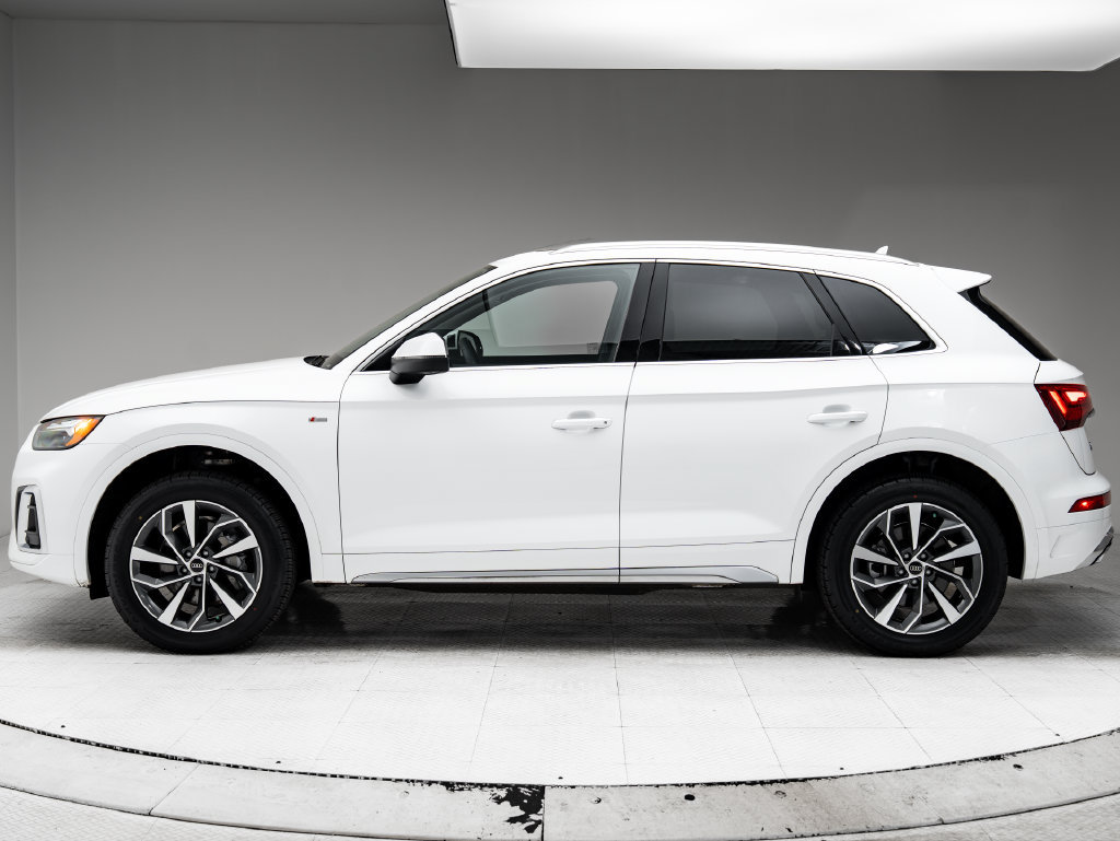Used 2023 Audi Q5 2.0T Premium Plus w/ Premium Plus Package AWD/4WD image 2