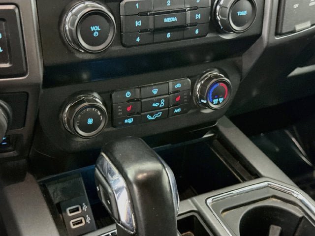 Used 2020 Ford F150 XLT w/ Equipment Group 302A Luxury AWD/4WD image 17