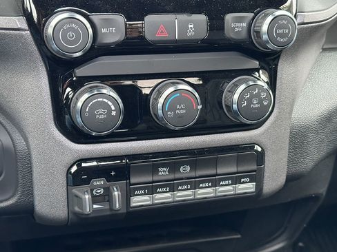 New 2026 RAM 5500 Tradesman w/ Chrome Appearance Group image 24