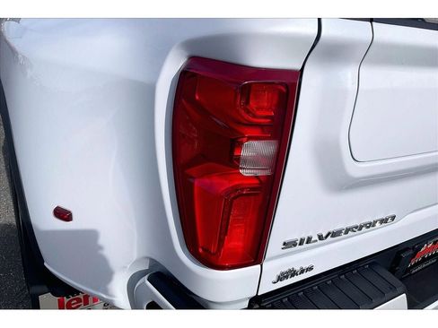 Used 2026 Chevrolet Silverado 3500 High Country w/ High Country Premium Package image 31