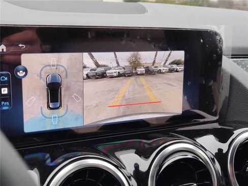 New 2026 Mercedes-Benz GLA 250 image 17