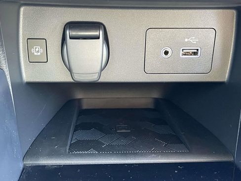 New 2025 Nissan Versa SV w/ Trunk Package image 26