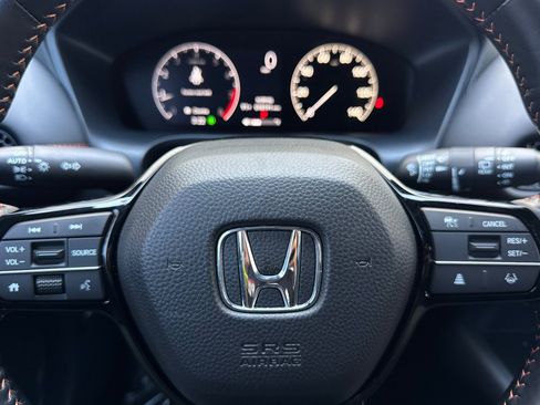 Used 2025 Honda HR-V Sport image 11
