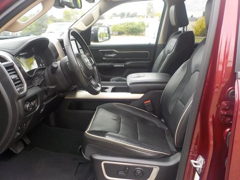 Used 2019 RAM 1500 Laramie image 16