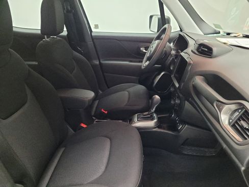 Used 2022 Jeep Renegade Sport image 21