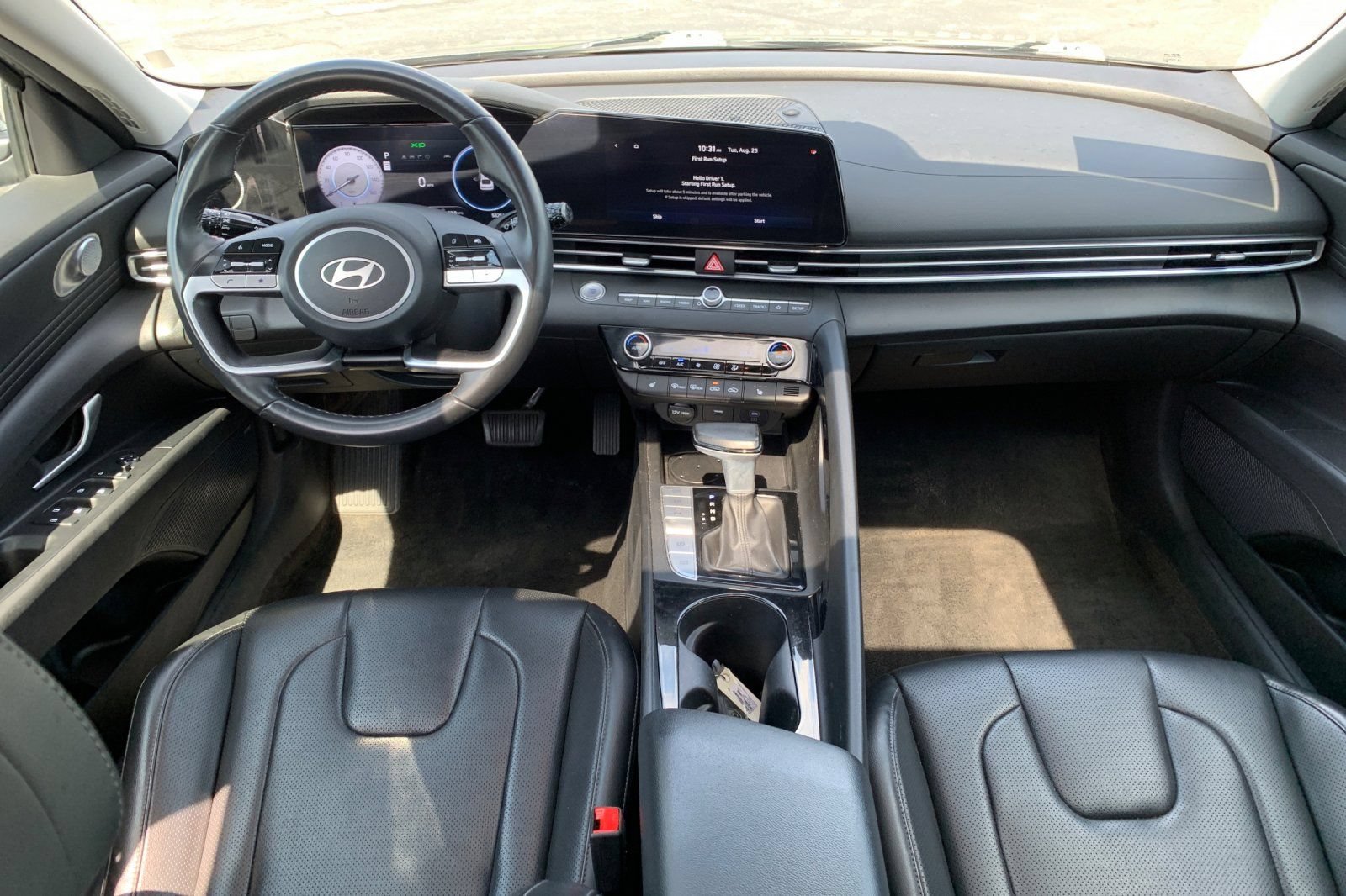 Used 2024 Hyundai Elantra Limited FWD image 16