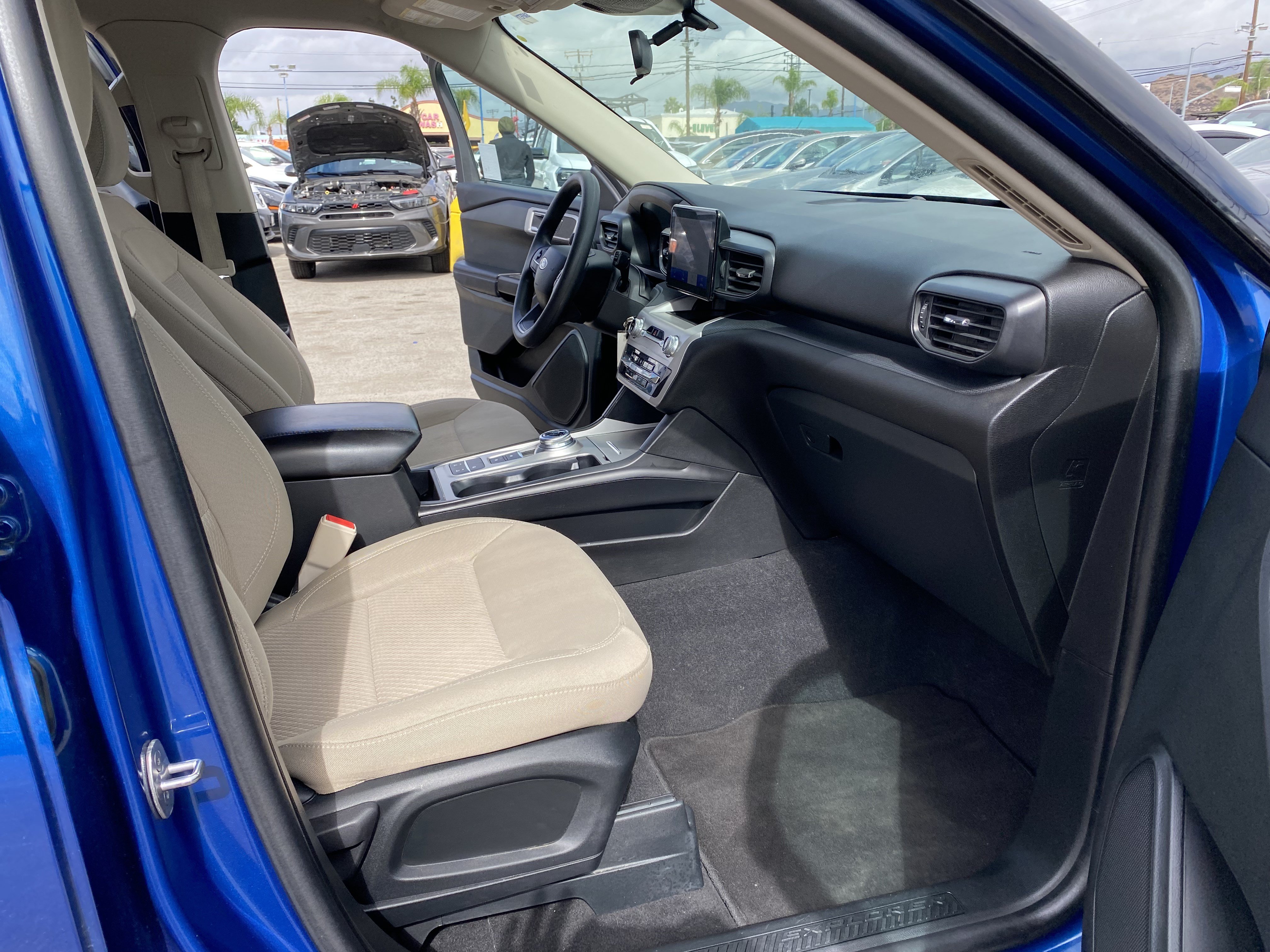 Used 2023 Ford Explorer 2WD image 24