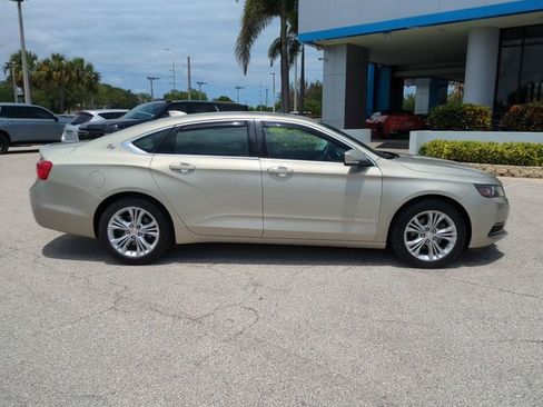 Used 2015 Chevrolet Impala LT w/ Convenience Package FWD image 3