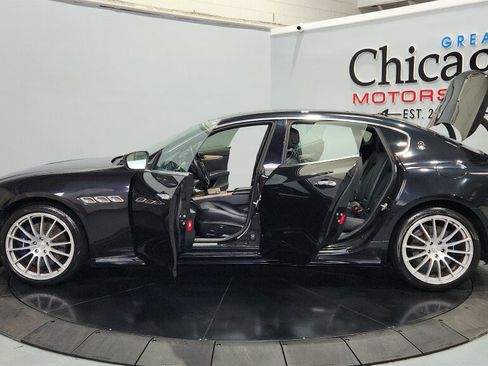 Used 2017 Maserati Quattroporte S GranLusso RWD image 19