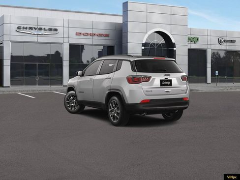 New 2026 Jeep Compass Latitude AWD/4WD image 5