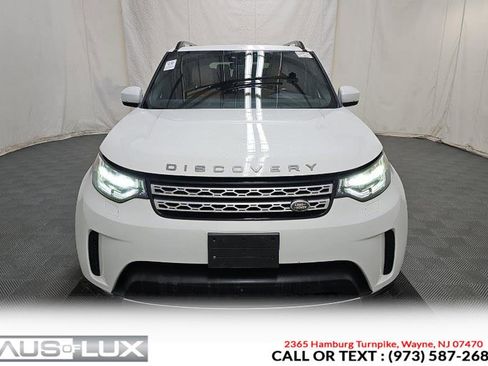 Used 2017 Land Rover Discovery HSE image 2