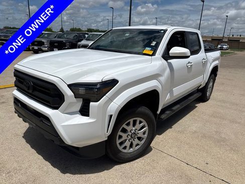 Used 2024 Toyota Tacoma SR5 RWD image 1