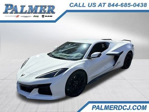 Used 2025 Chevrolet Corvette Z06 w/ Battery Protection Package image 1