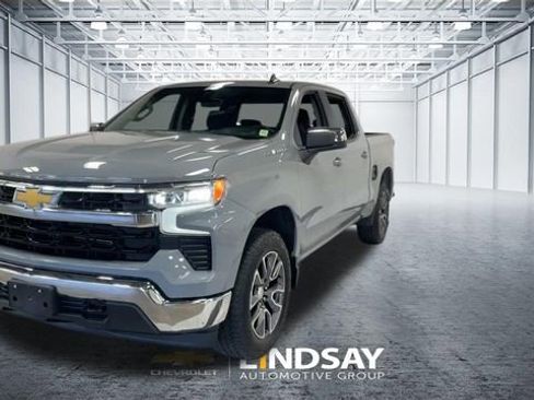 Used 2024 Chevrolet Silverado 1500 LT AWD/4WD image 5